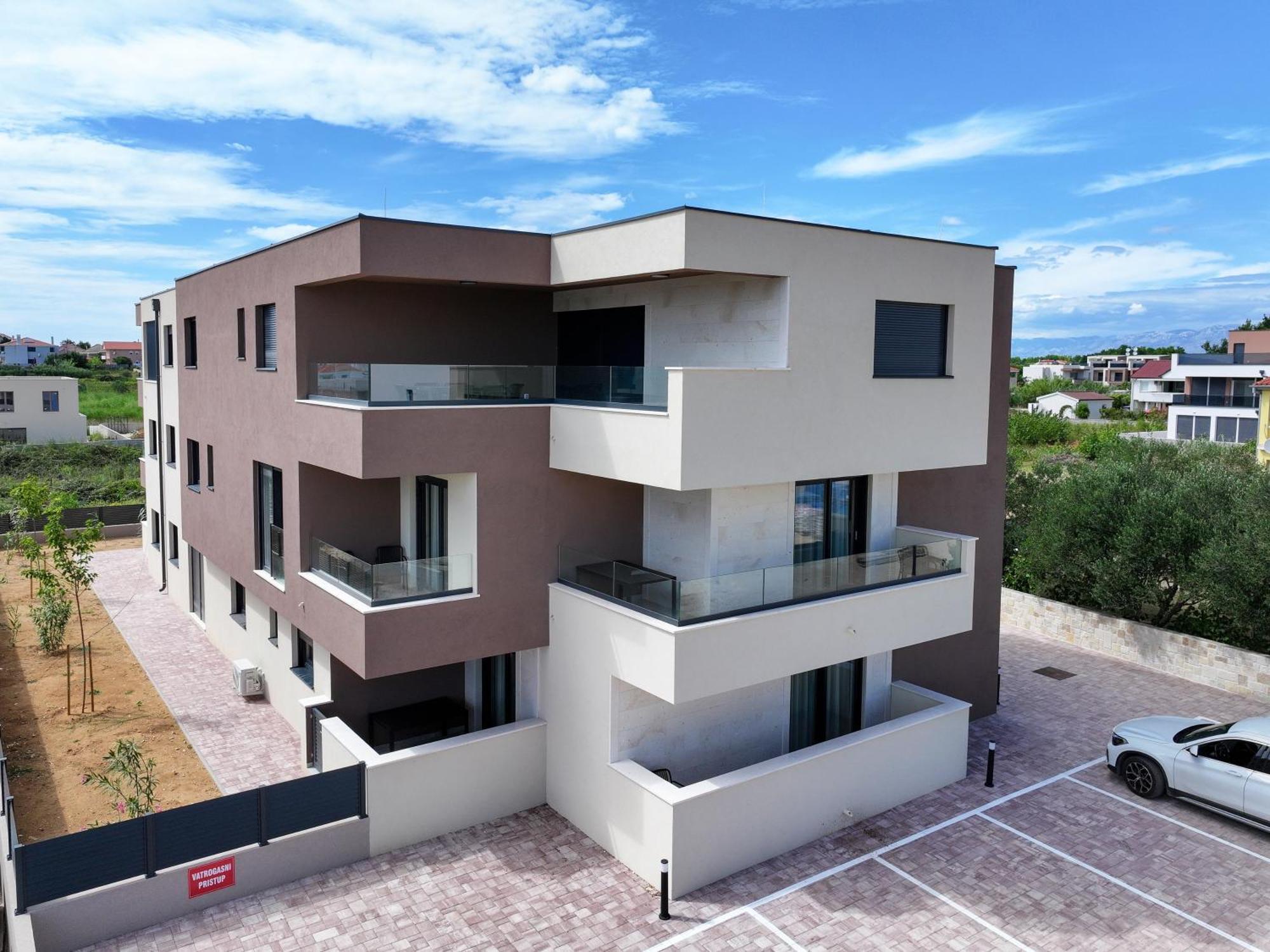 Deluxe Apartments Privlaka On The Sand Esterno foto